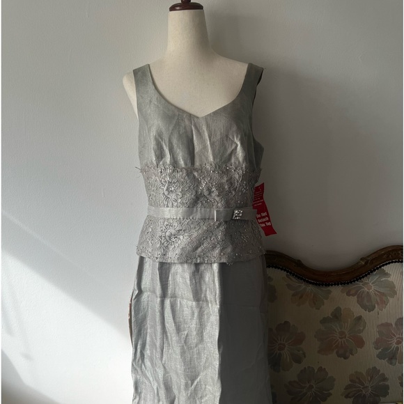 🔥 KM COLLECTIONS MILLA BELL Embellished Metallic Lace Cocktail Dress SZ 8 - Picture 1 of 7
